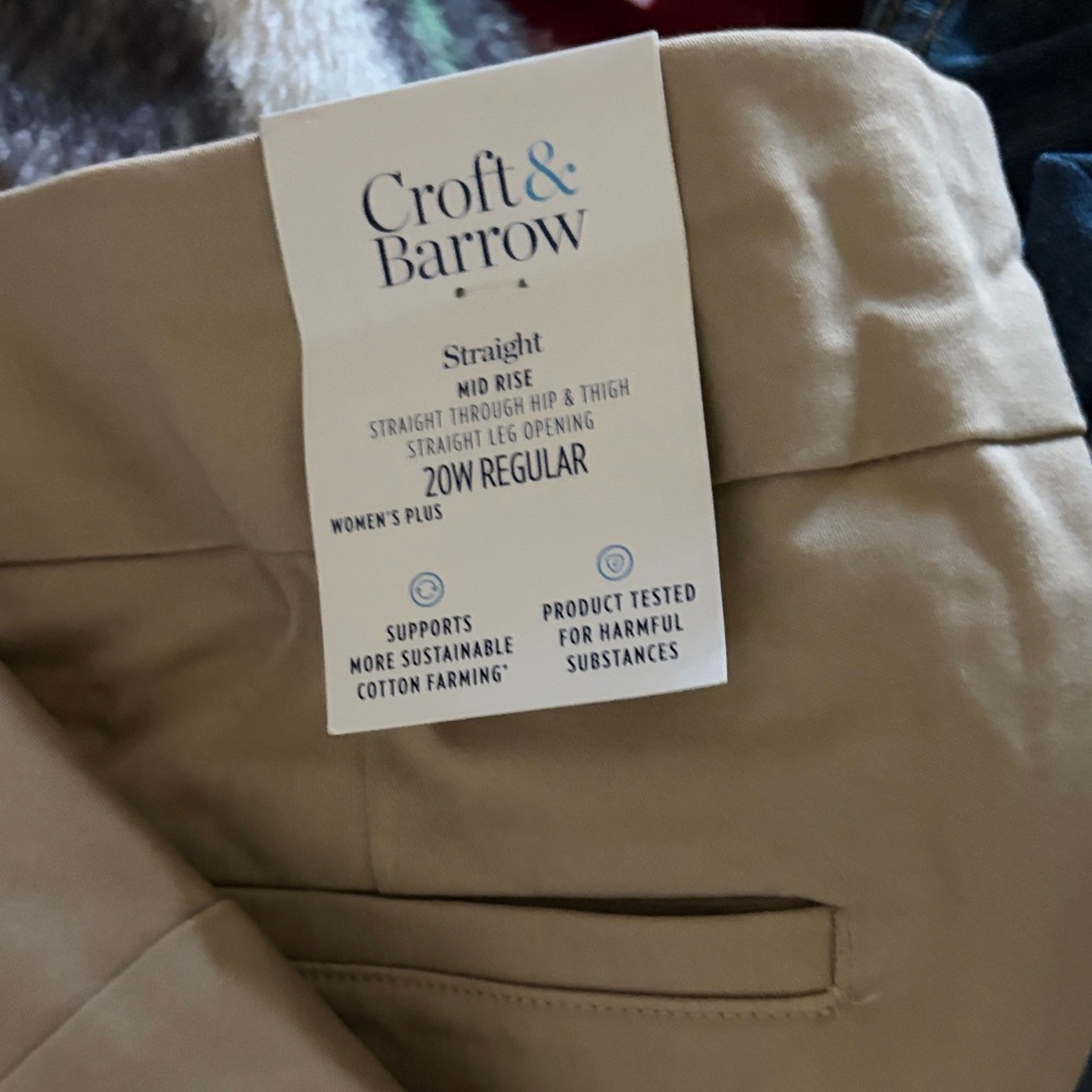 Croft & Barrow Beige Mid Rise Pants